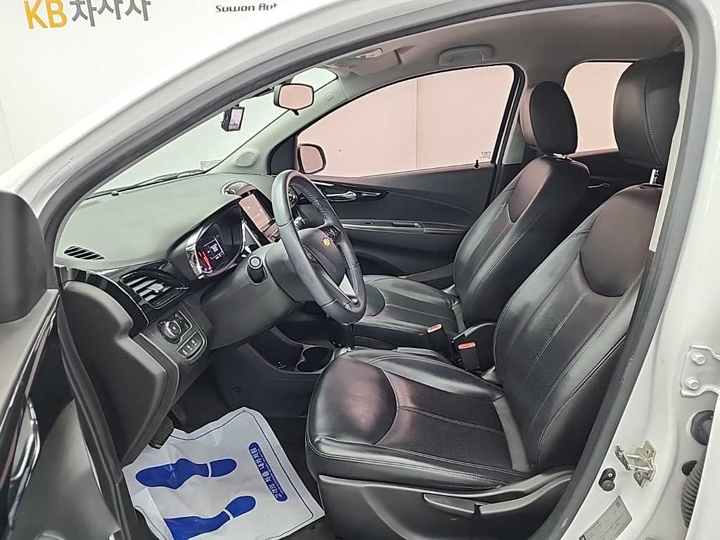 Chevrolet Spark - Vista 11