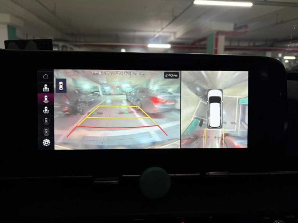 KIA Carnival - Vista 12