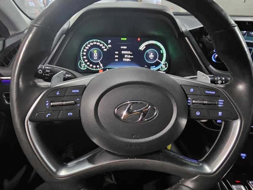 HYUNDAI Sonata - Vista 6