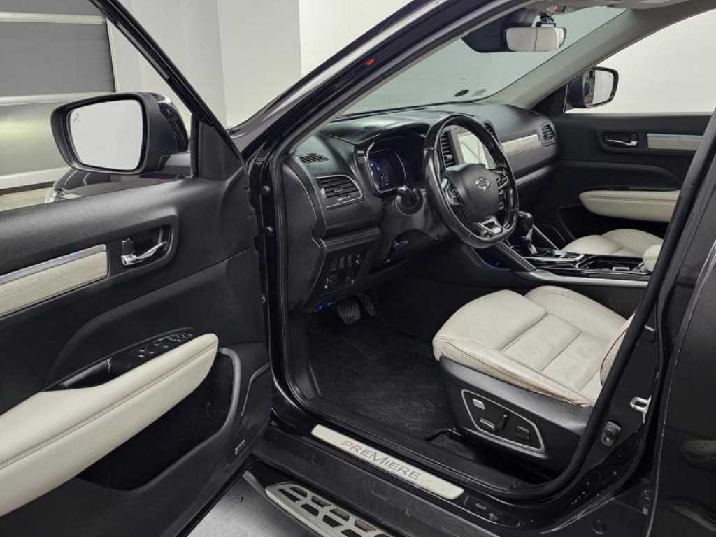 SAMSUNG QM6 - Vista 12