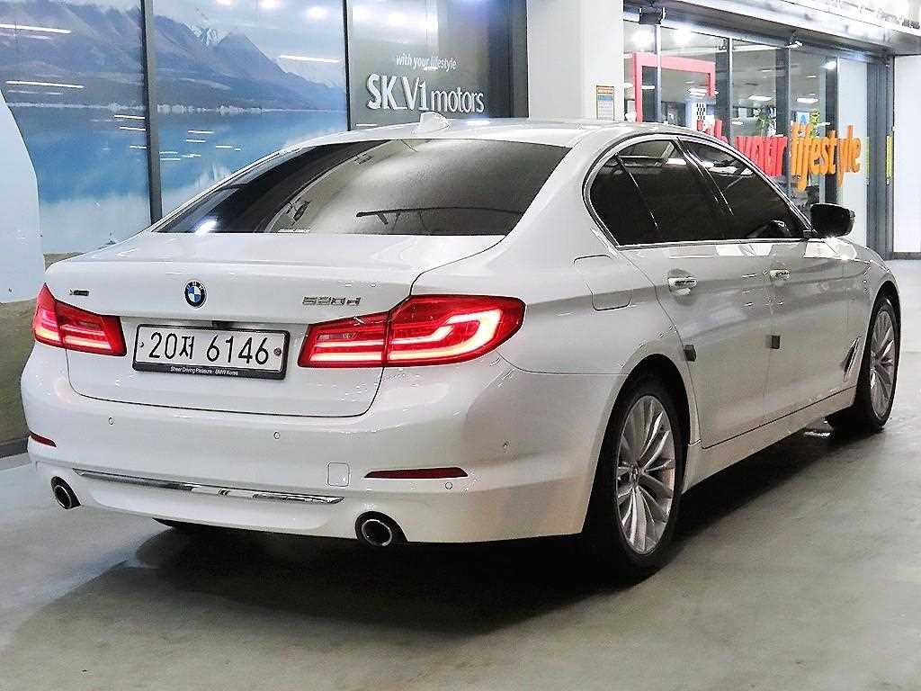 BMW 5 Series - Vista 4
