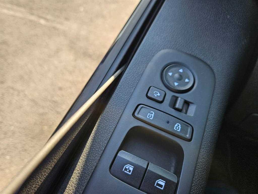 HYUNDAI Staria 2024 Blanco - Importación desde Corea - HF Imports Iquique - Foto 13