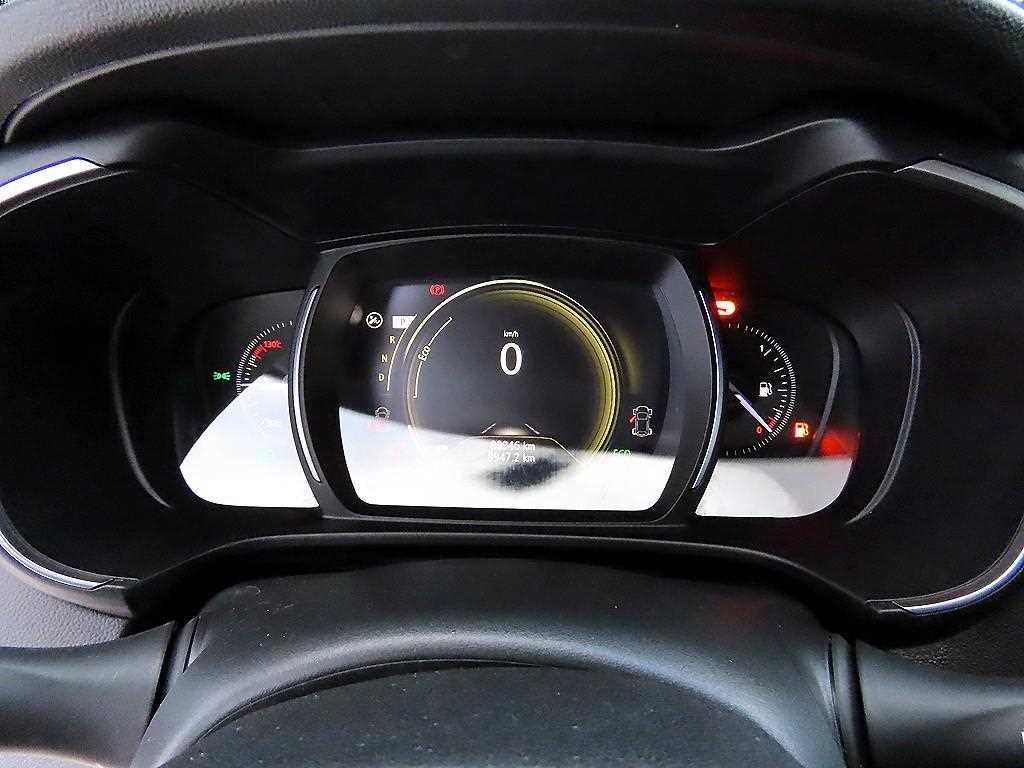 SAMSUNG QM6 - Vista 9