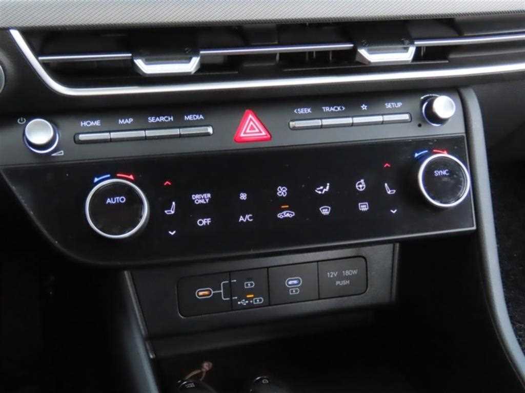 HYUNDAI Sonata - Vista 8