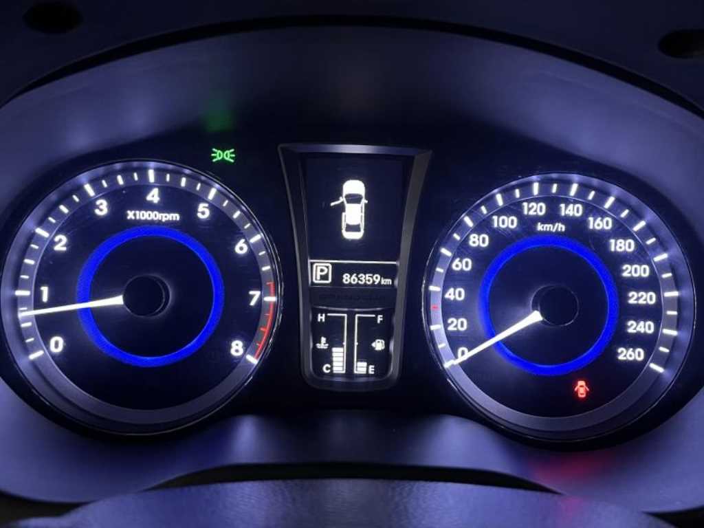 HYUNDAI Grandeur 2013 Blanco - Importación desde Corea - HF Imports Iquique - Foto 15