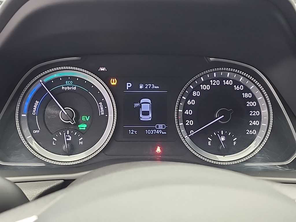 HYUNDAI Sonata - Vista 6