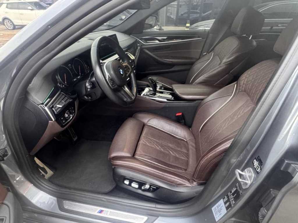 BMW 5 Series - Vista 8