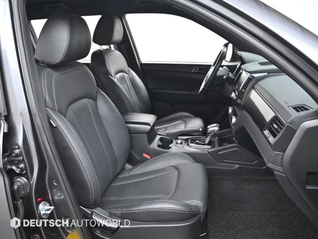 Ssangyong Rexton - Vista 10