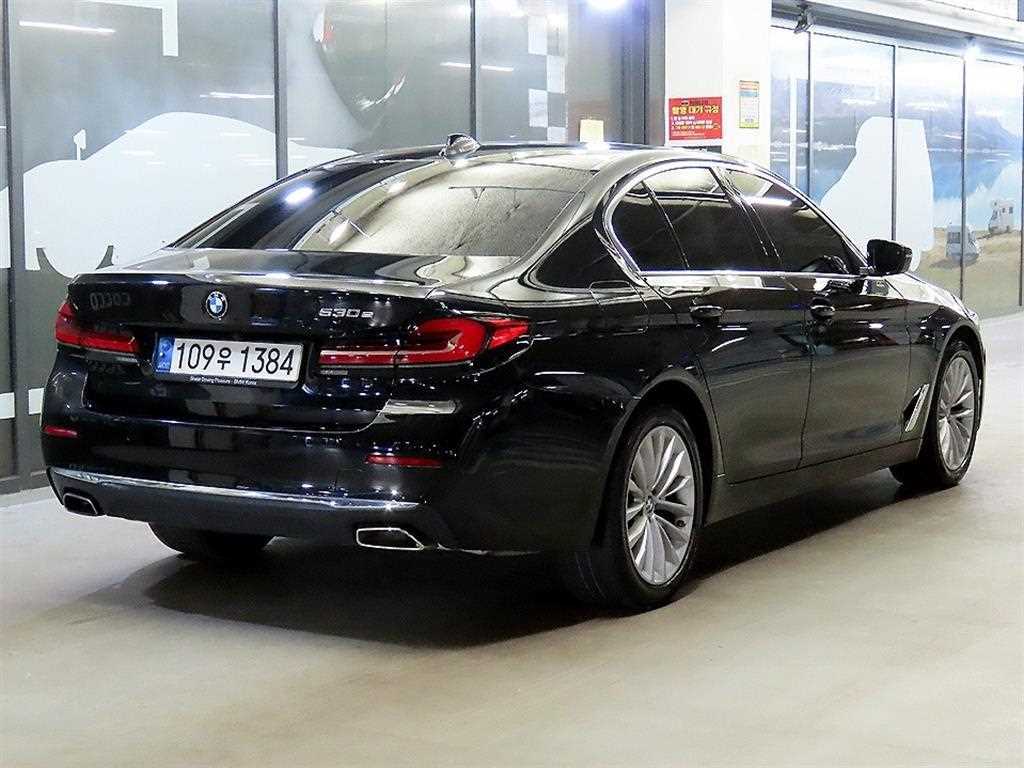 BMW 5 Series - Vista 4