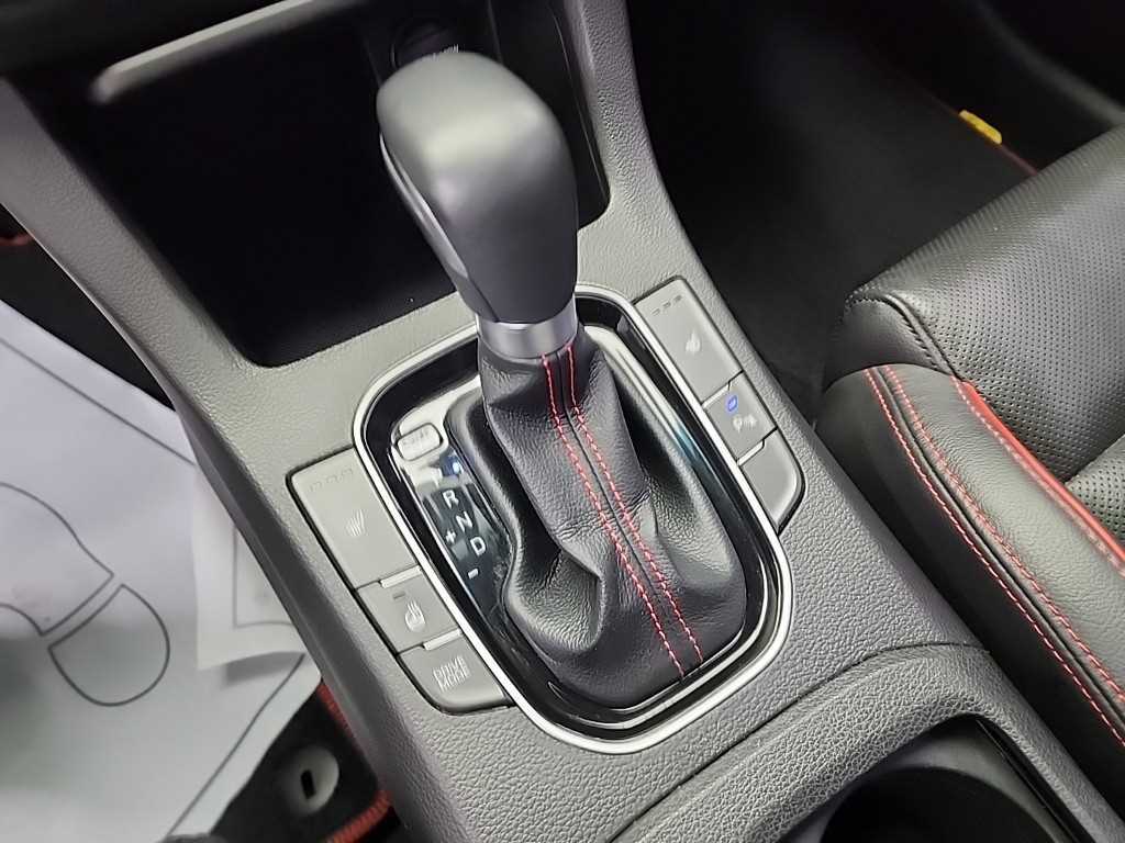 HYUNDAI i30 - Vista 8