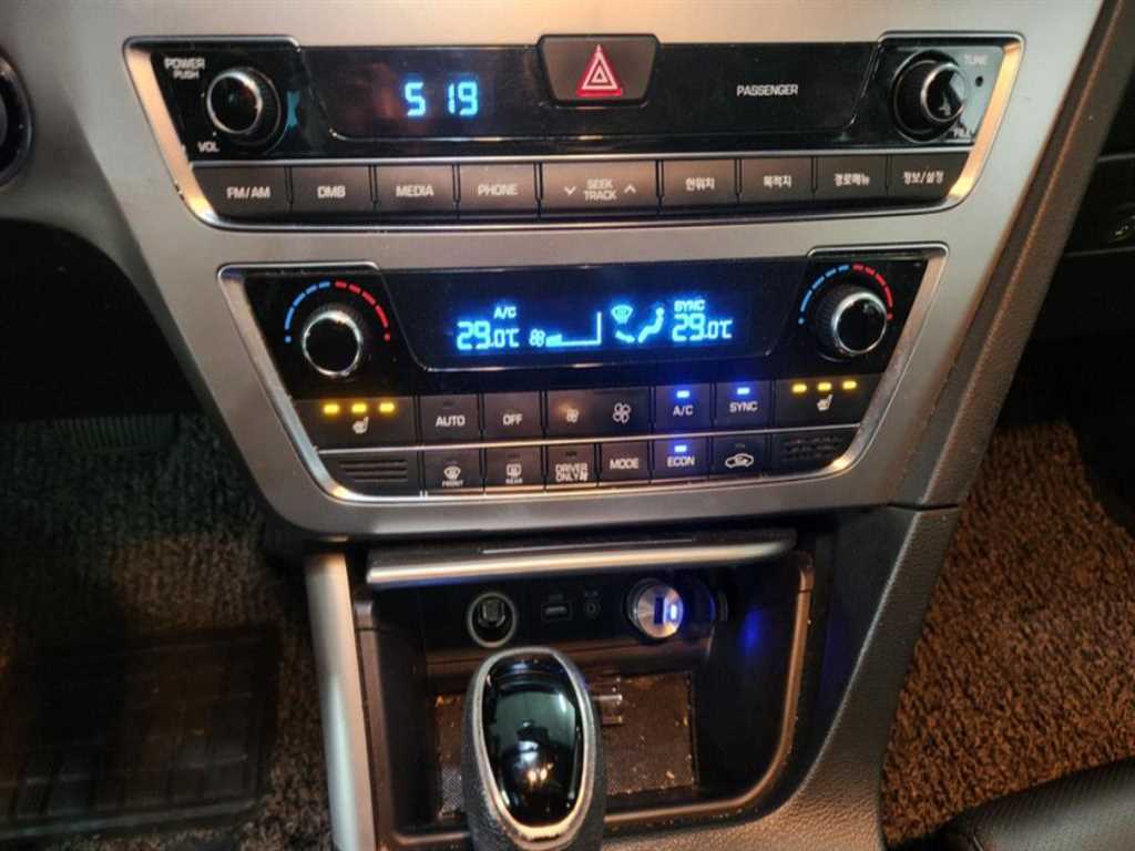 HYUNDAI Sonata 2016 Plateado - Importación desde Corea - HF Imports Iquique - Foto 14