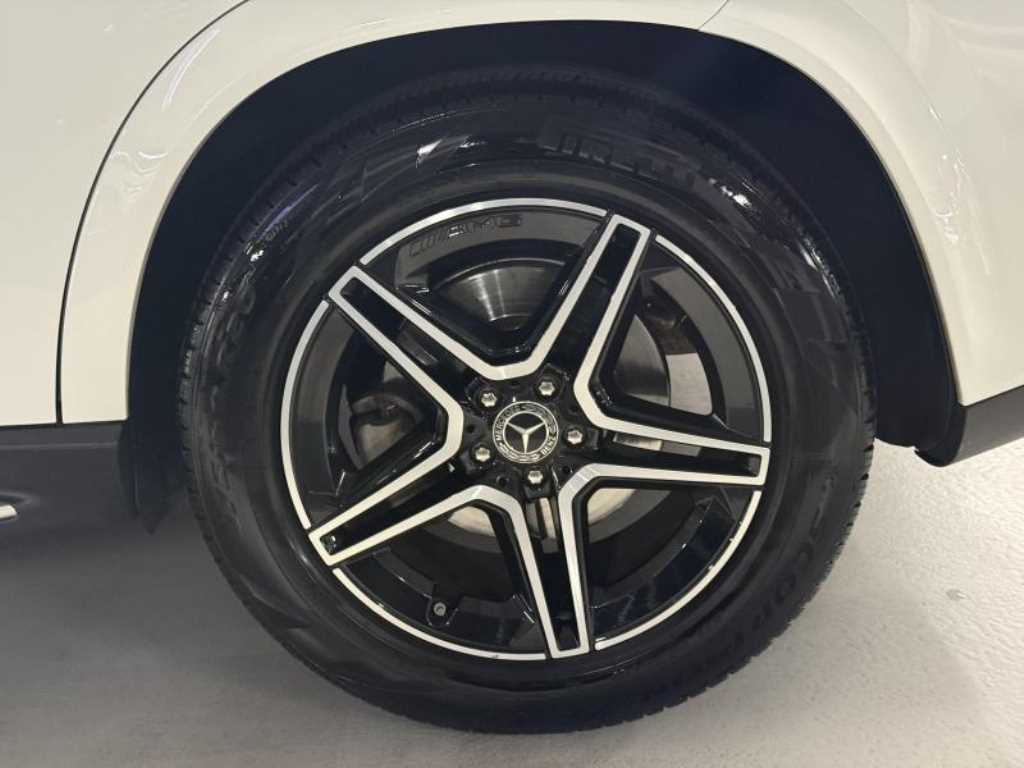 Mercedes Benz GLE Class - Vista 5