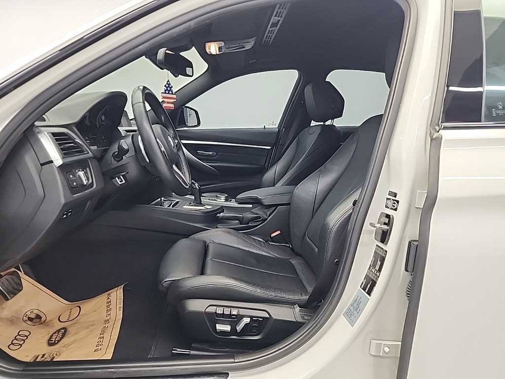 BMW 3 series - Vista 11