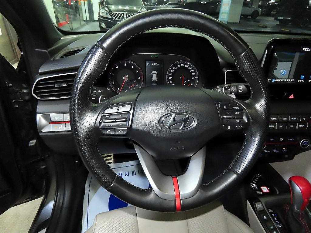 HYUNDAI Veloster - Vista 8