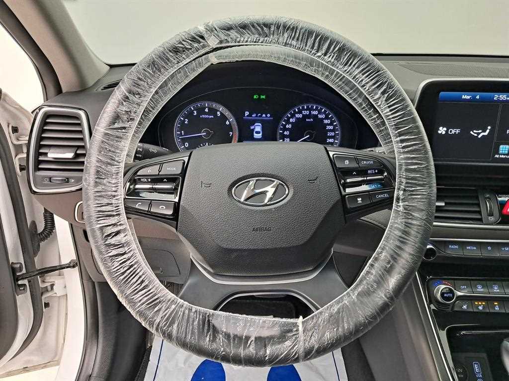 HYUNDAI Grandeur - Vista 7