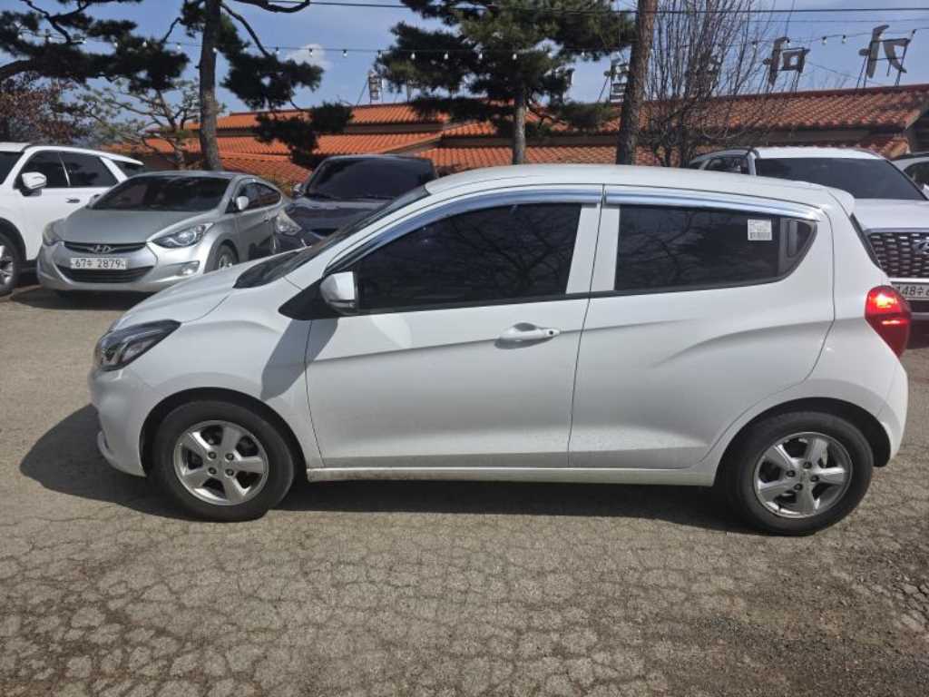 Chevrolet Spark - Vista 5