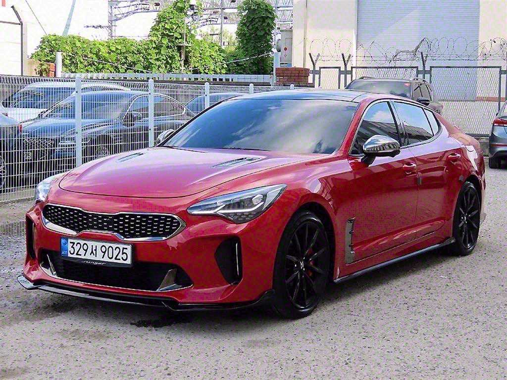KIA Stinger - Vista 2