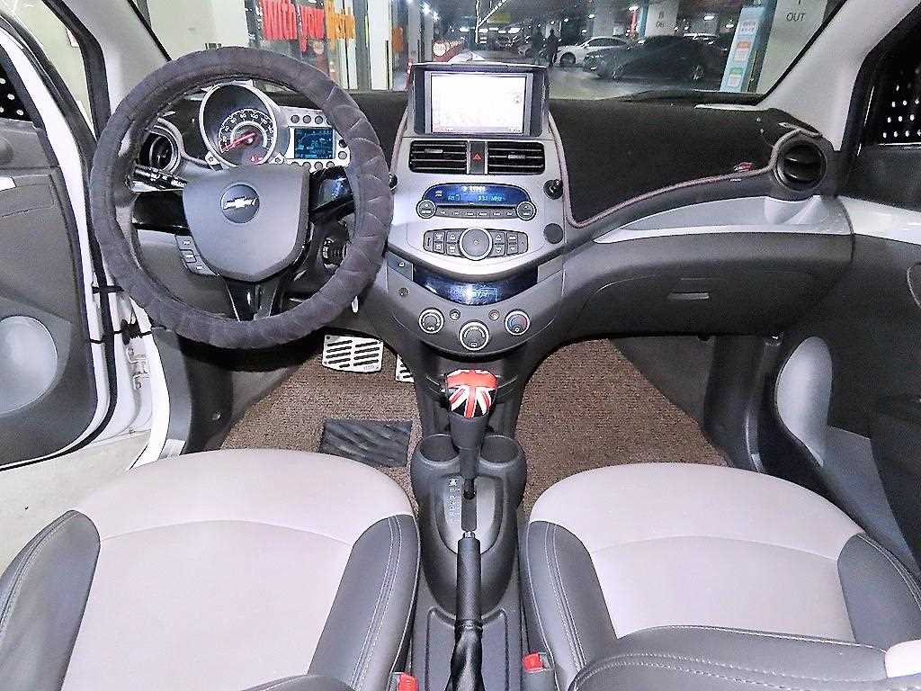 Chevrolet Spark - Vista 10