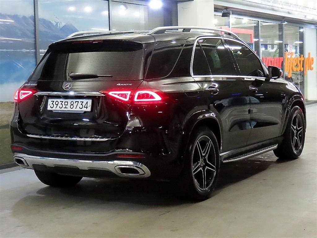 Mercedes Benz GLE Class - Vista 4