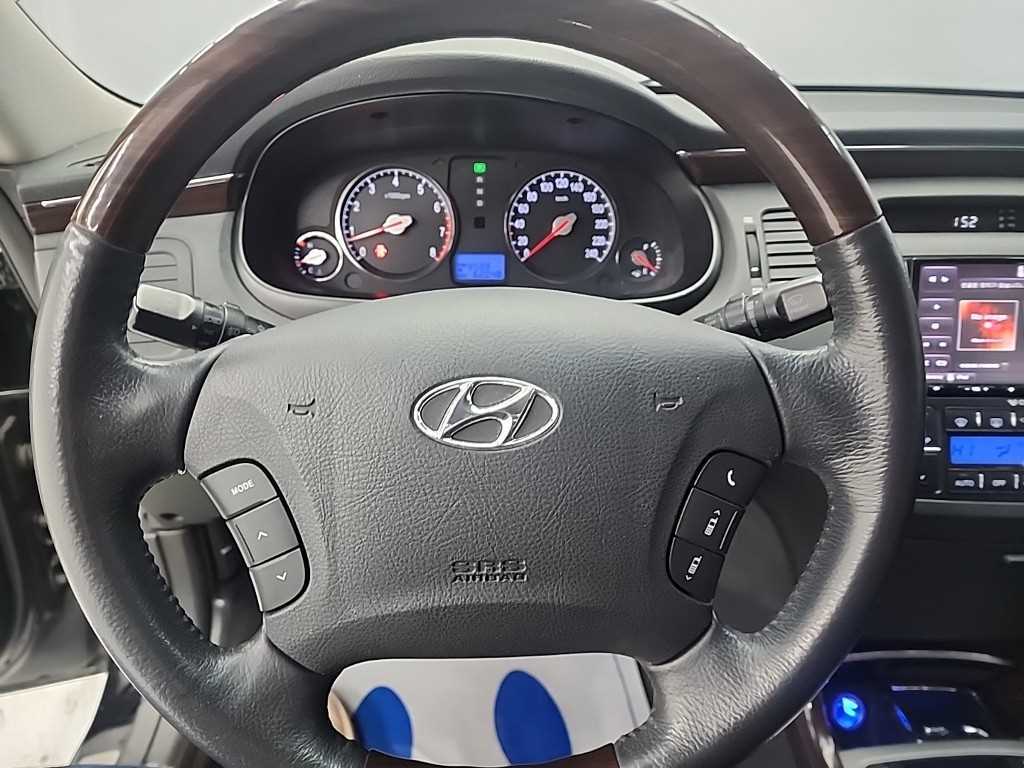 HYUNDAI Grandeur - Vista 9