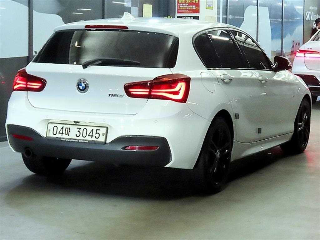 BMW 1 series - Vista 4