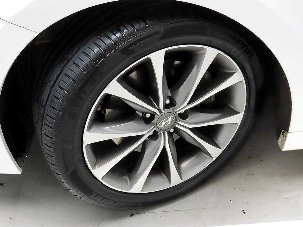 HYUNDAI Grandeur 2015 Blanco - Importación desde Corea - HF Imports Iquique - Foto 19