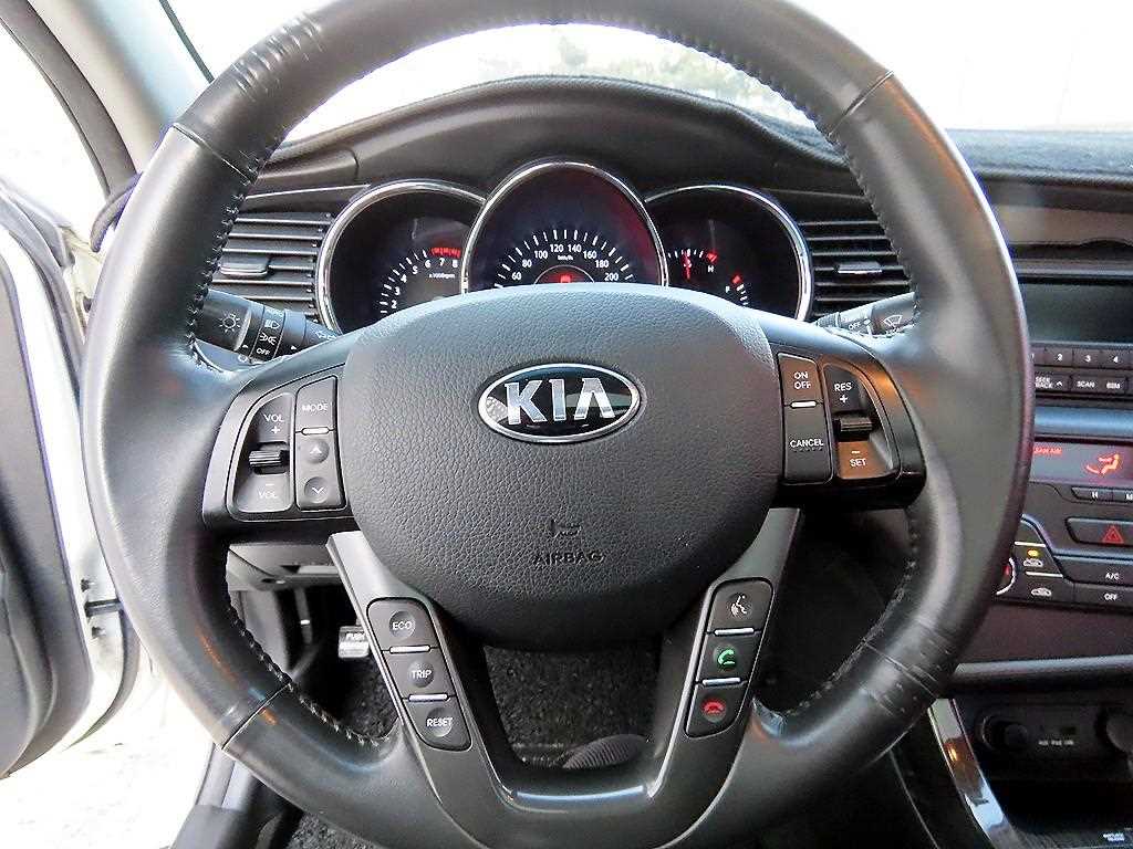 KIA K5 - Vista 8
