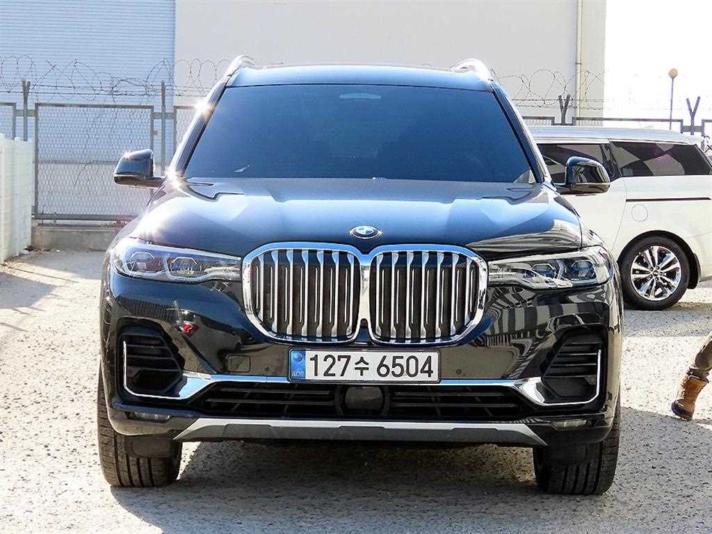 BMW X7 2020 Negro - Importación desde Corea - HF Imports Iquique - Foto 1