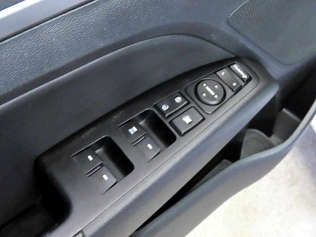 HYUNDAI Avante 2017 Blanco - Importación desde Corea - HF Imports Iquique - Foto 17