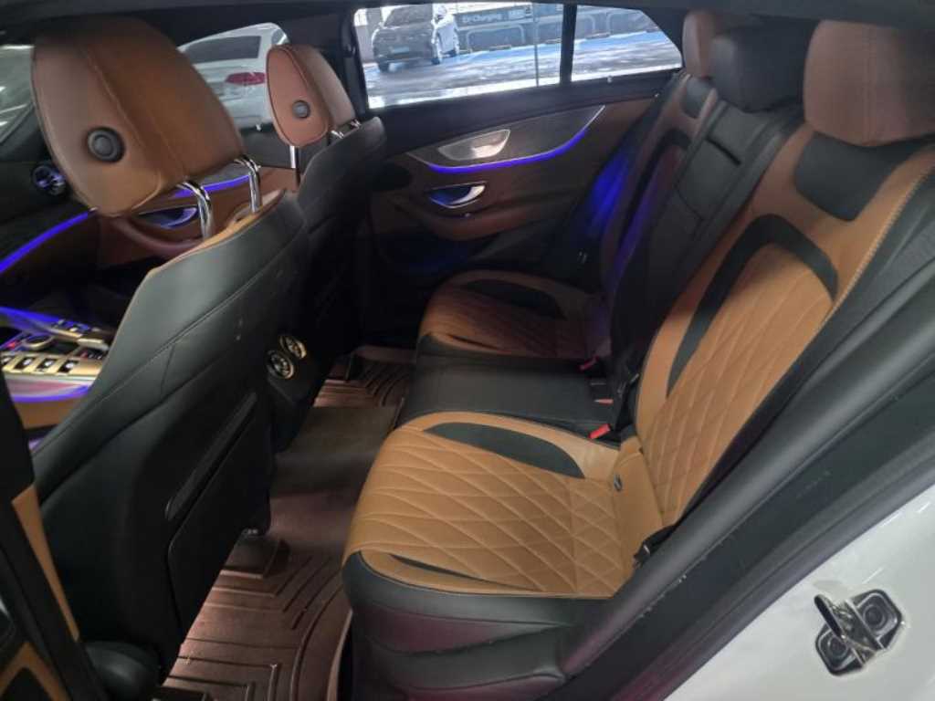 Mercedes Benz AMG GT - Vista 7