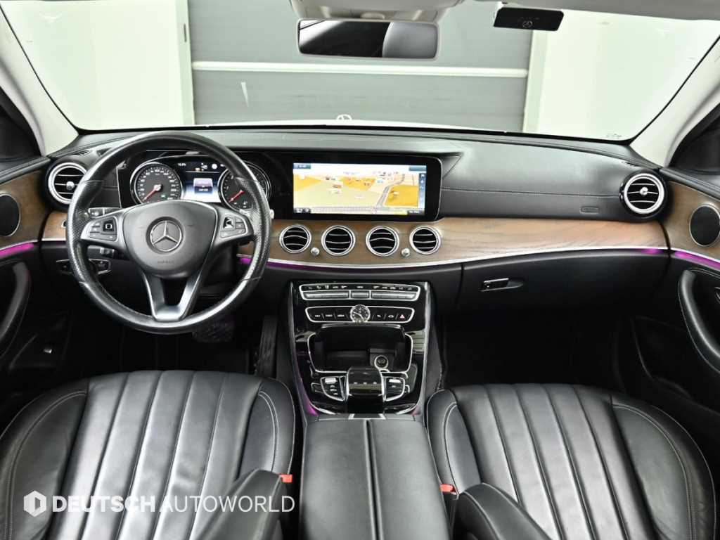 Mercedes Benz E class - Vista 7