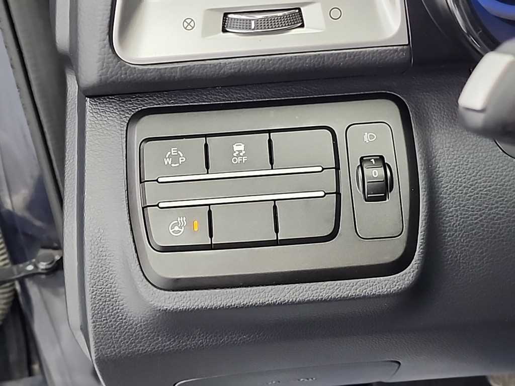 Ssangyong Tivoli 2016 Azul - Importación desde Corea - HF Imports Iquique - Foto 19