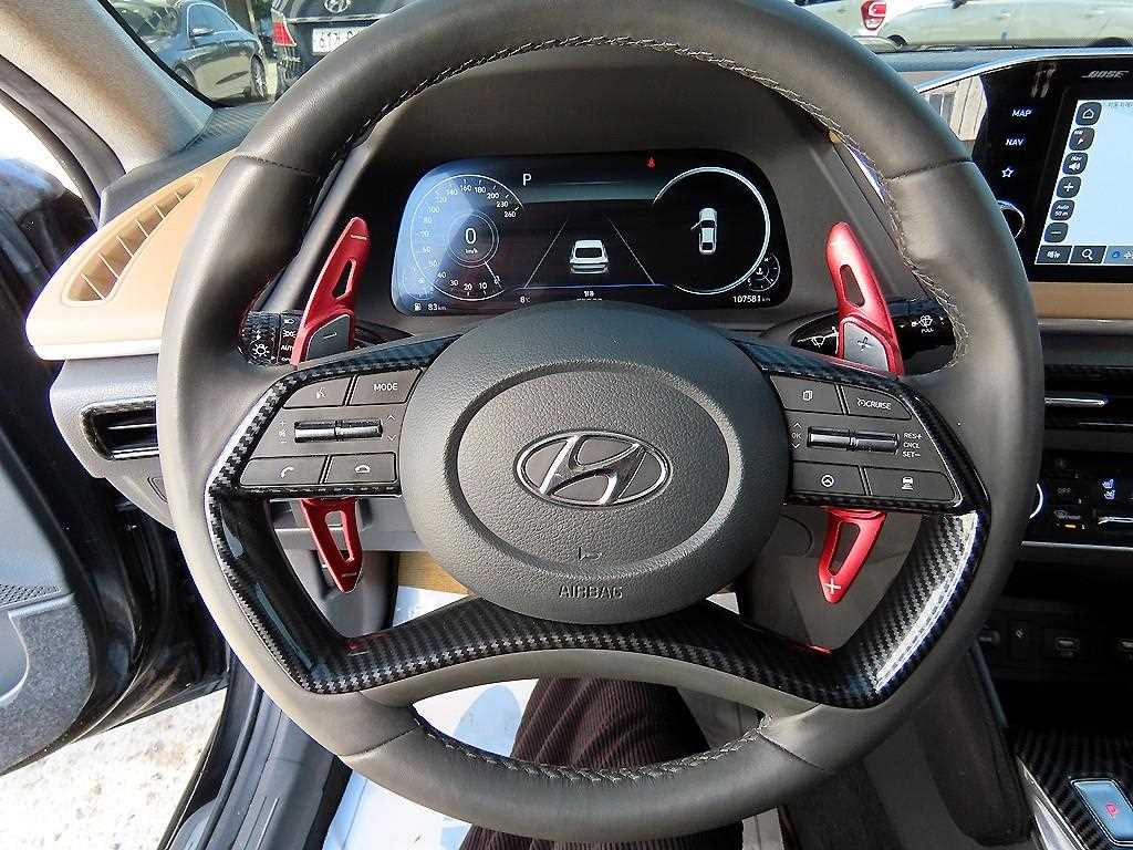 HYUNDAI Sonata - Vista 8