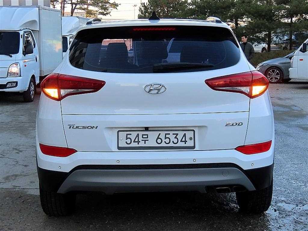HYUNDAI Tucson - Vista 4