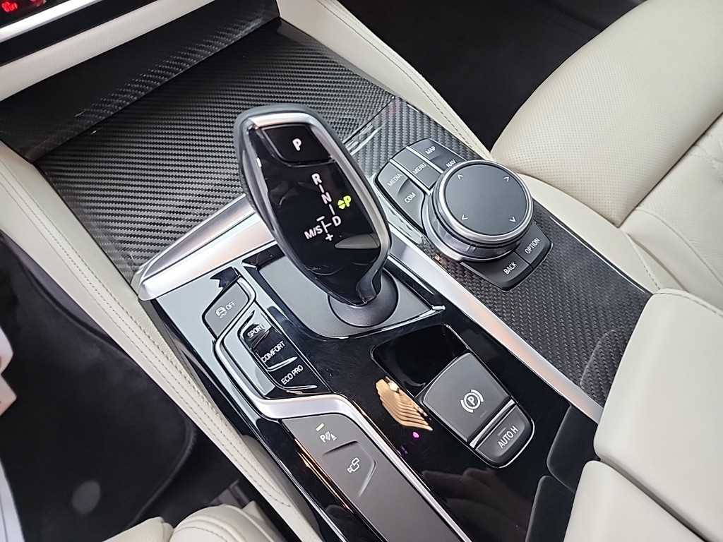 BMW 5 Series - Vista 8