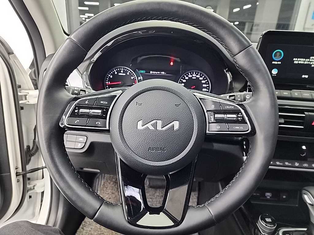 KIA Seltos - Vista 9