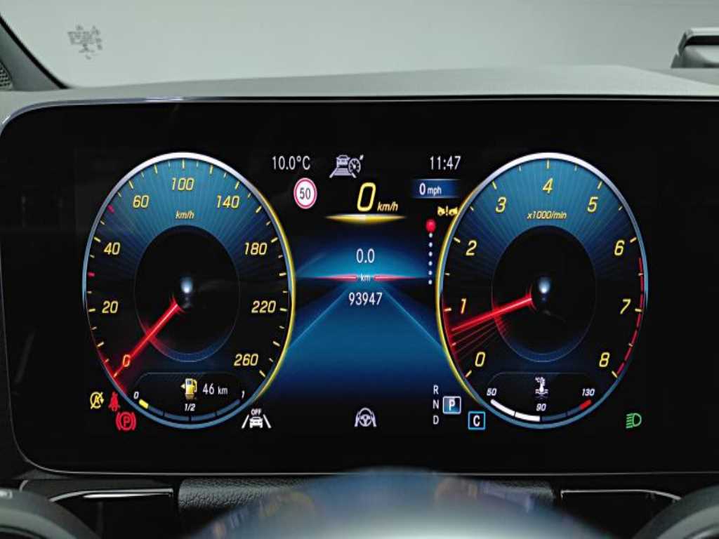 Mercedes Benz GLA Class - Vista 5