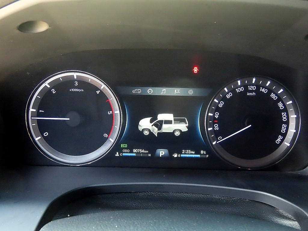 Ssangyong Rexton - Vista 9