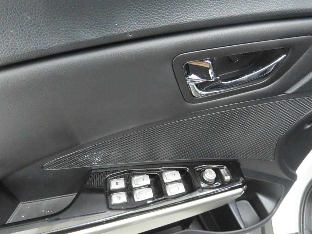 Ssangyong Tivoli - Vista 9