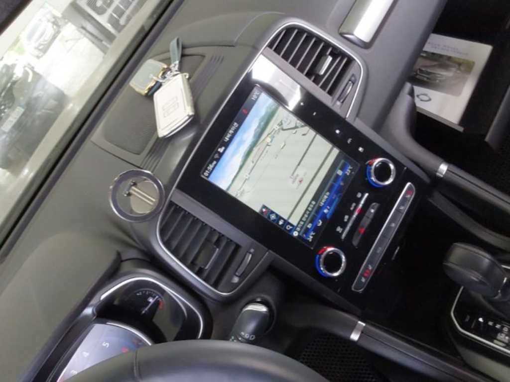 SAMSUNG QM6 - Vista 11