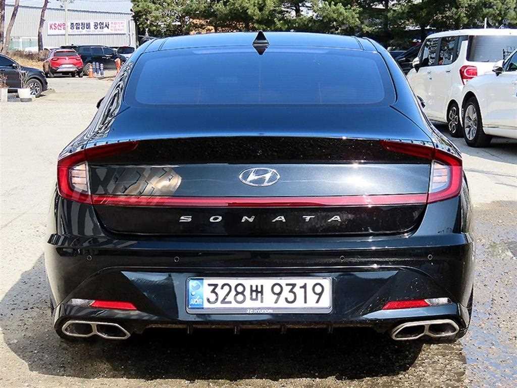 HYUNDAI Sonata - Vista 4