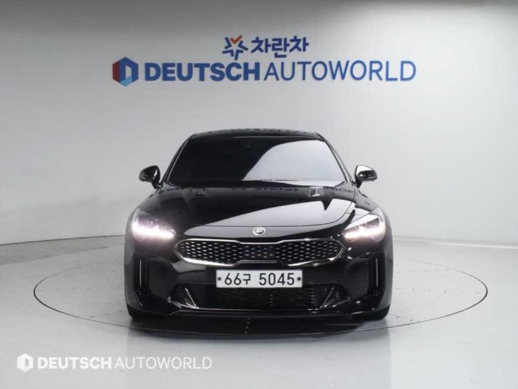KIA Stinger - Vista 3