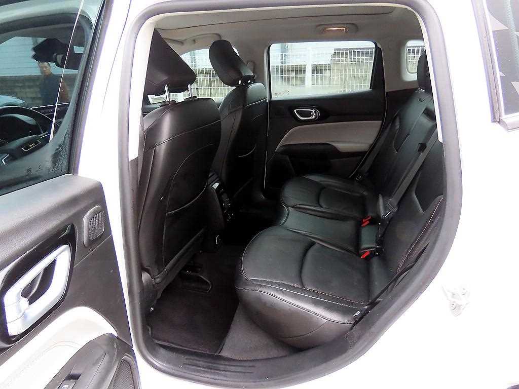 Jeep Compass - Vista 6