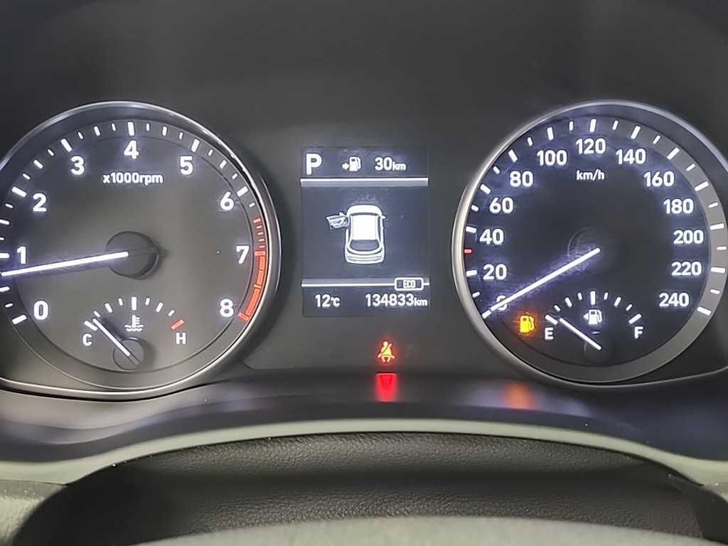 HYUNDAI i30 - Vista 6