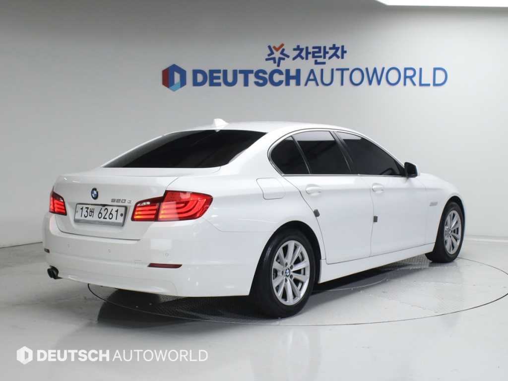 BMW 5 Series - Vista 2