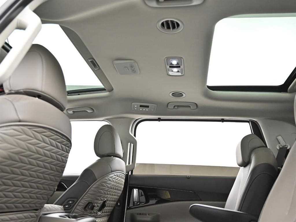 KIA Carnival 2025 Blanco - Importación desde Corea - HF Imports Iquique - Foto 13