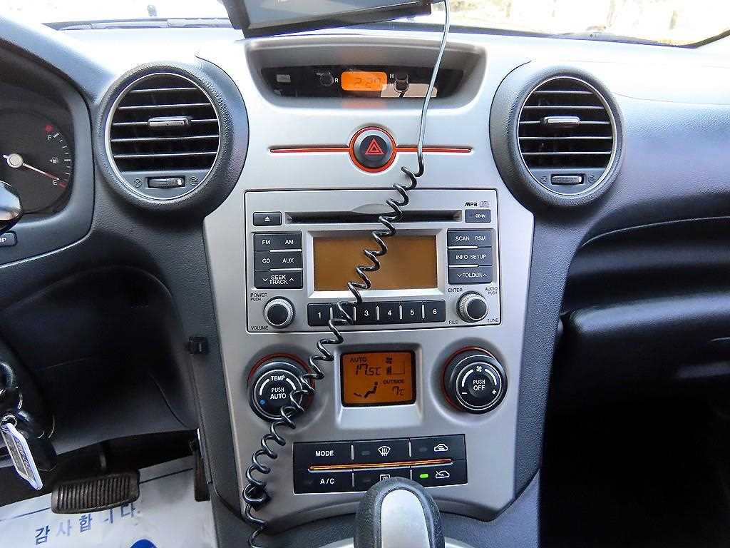 KIA Carens 2009 Negro - Importación desde Corea - HF Imports Iquique - Foto 13