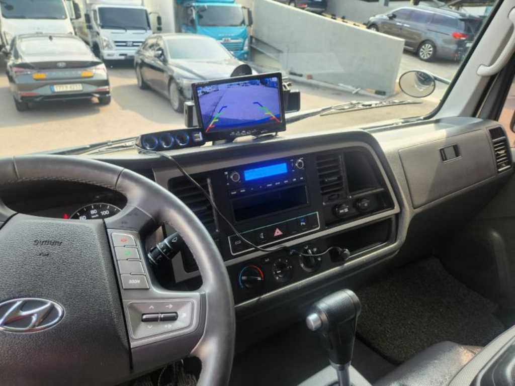 medium and large cargo truck 2024 Plateado - Importación desde Corea - HF Imports Iquique - Foto 13