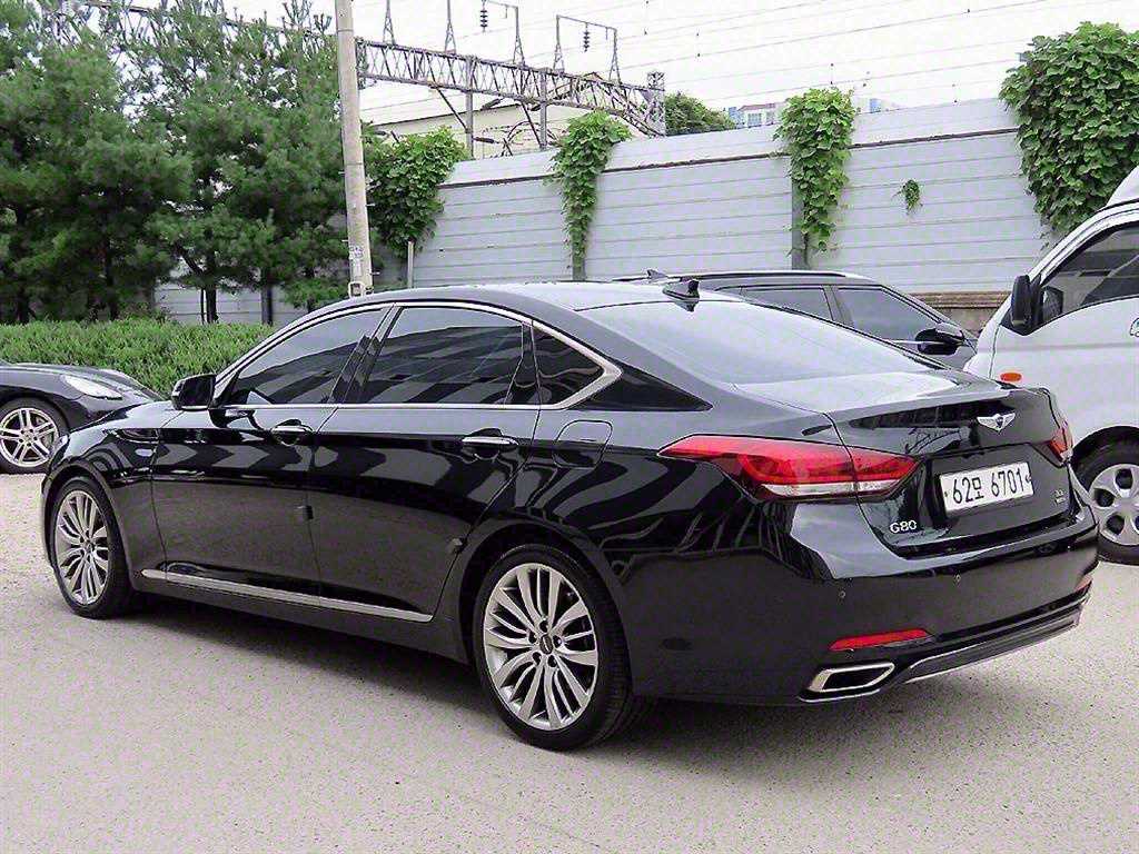 Genesis G80 - Vista 3