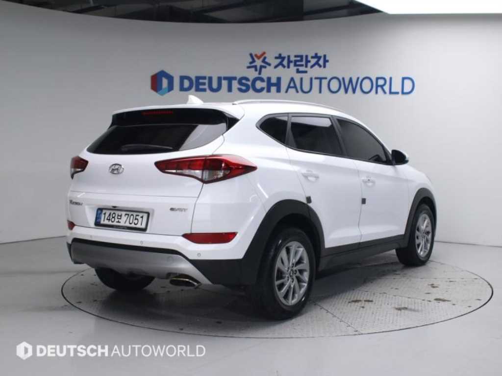 HYUNDAI Tucson - Vista 2